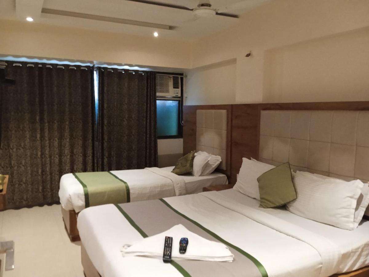 Fabhotel Regal Inn مومباي المظهر الخارجي الصورة
