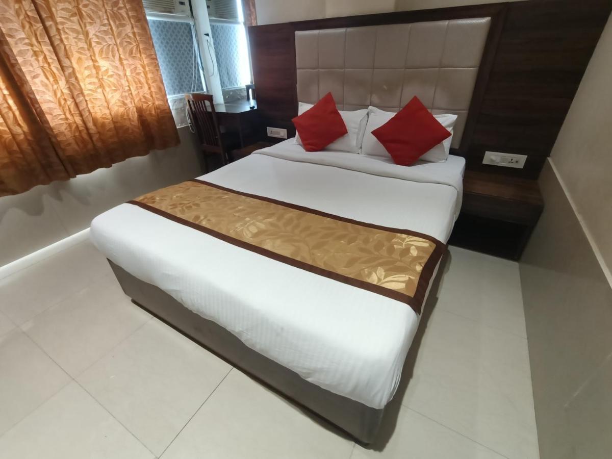 Fabhotel Regal Inn مومباي المظهر الخارجي الصورة