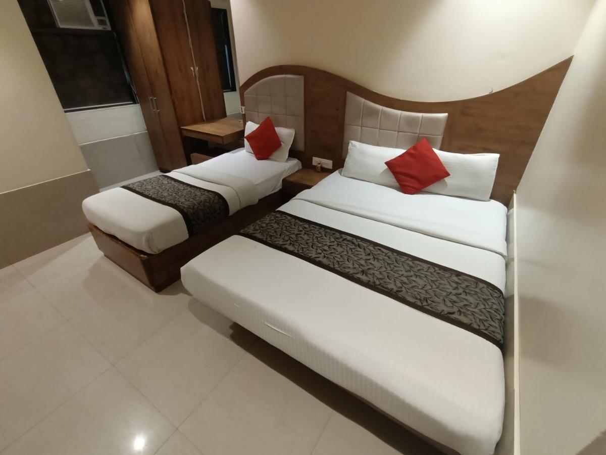 Fabhotel Regal Inn مومباي المظهر الخارجي الصورة