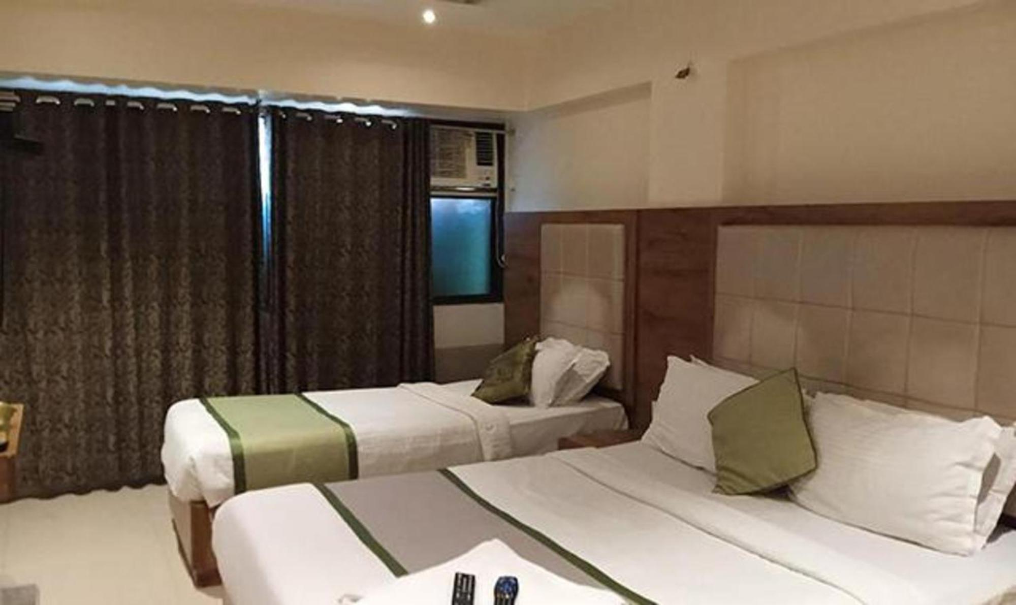 Fabhotel Regal Inn مومباي المظهر الخارجي الصورة