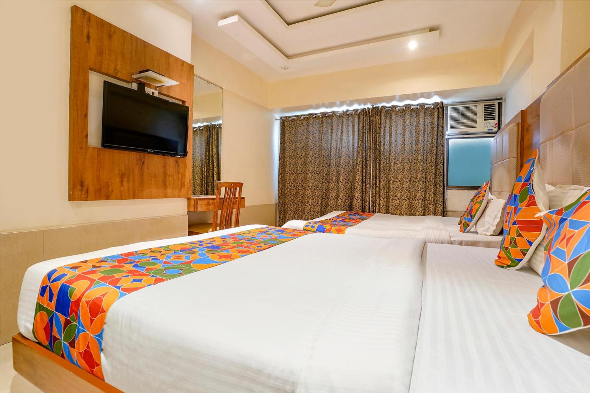 Fabhotel Regal Inn مومباي المظهر الخارجي الصورة