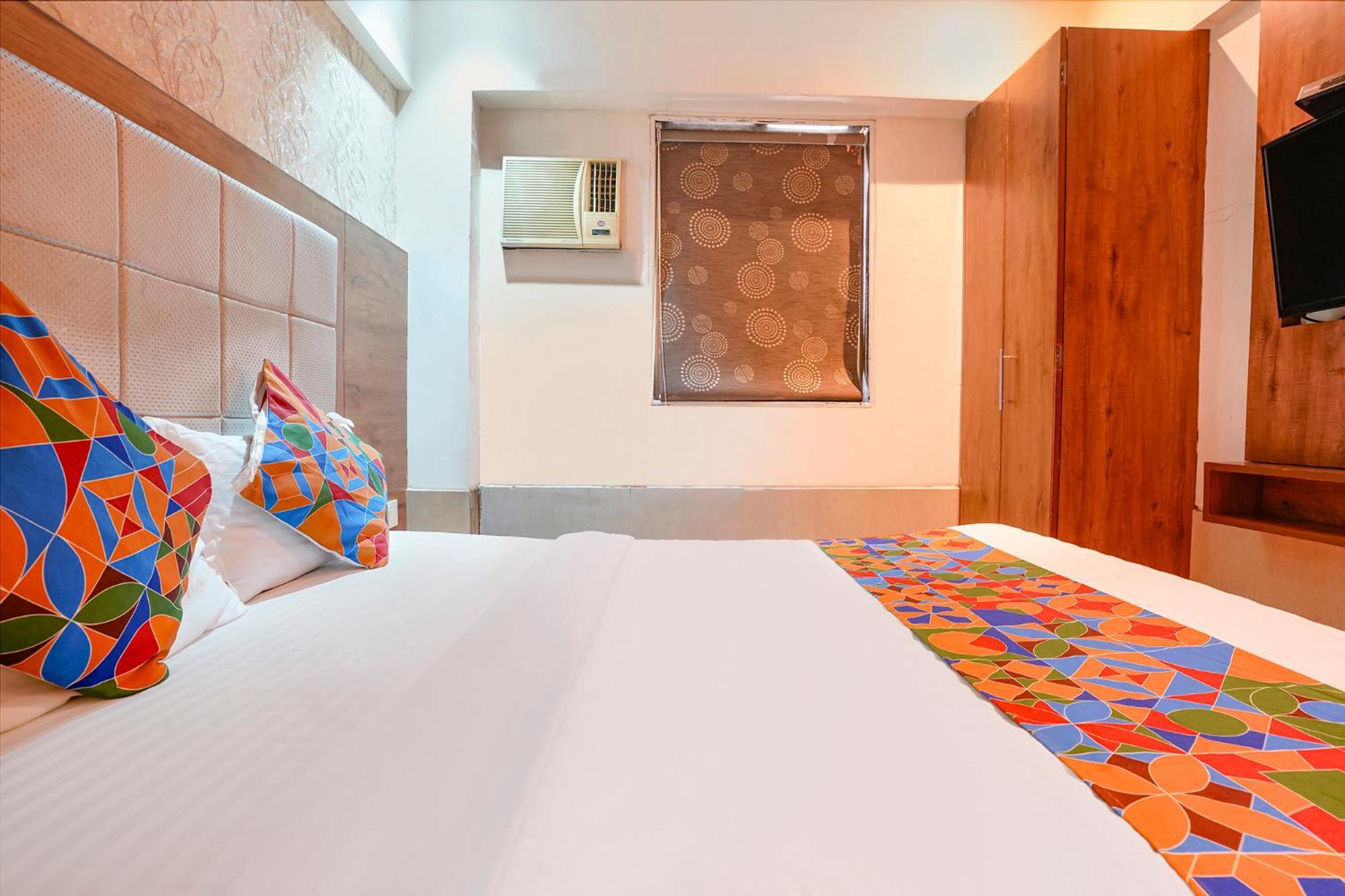 Fabhotel Regal Inn مومباي المظهر الخارجي الصورة
