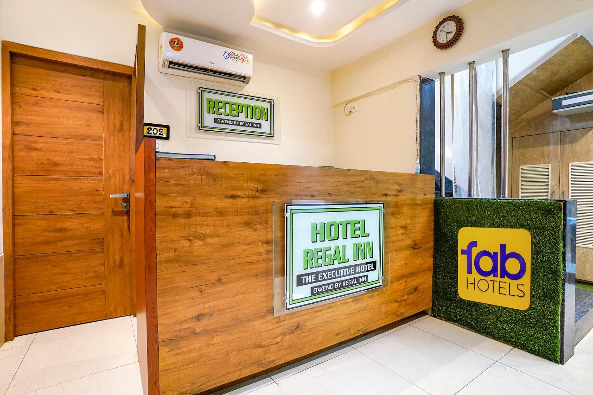 Fabhotel Regal Inn مومباي المظهر الخارجي الصورة