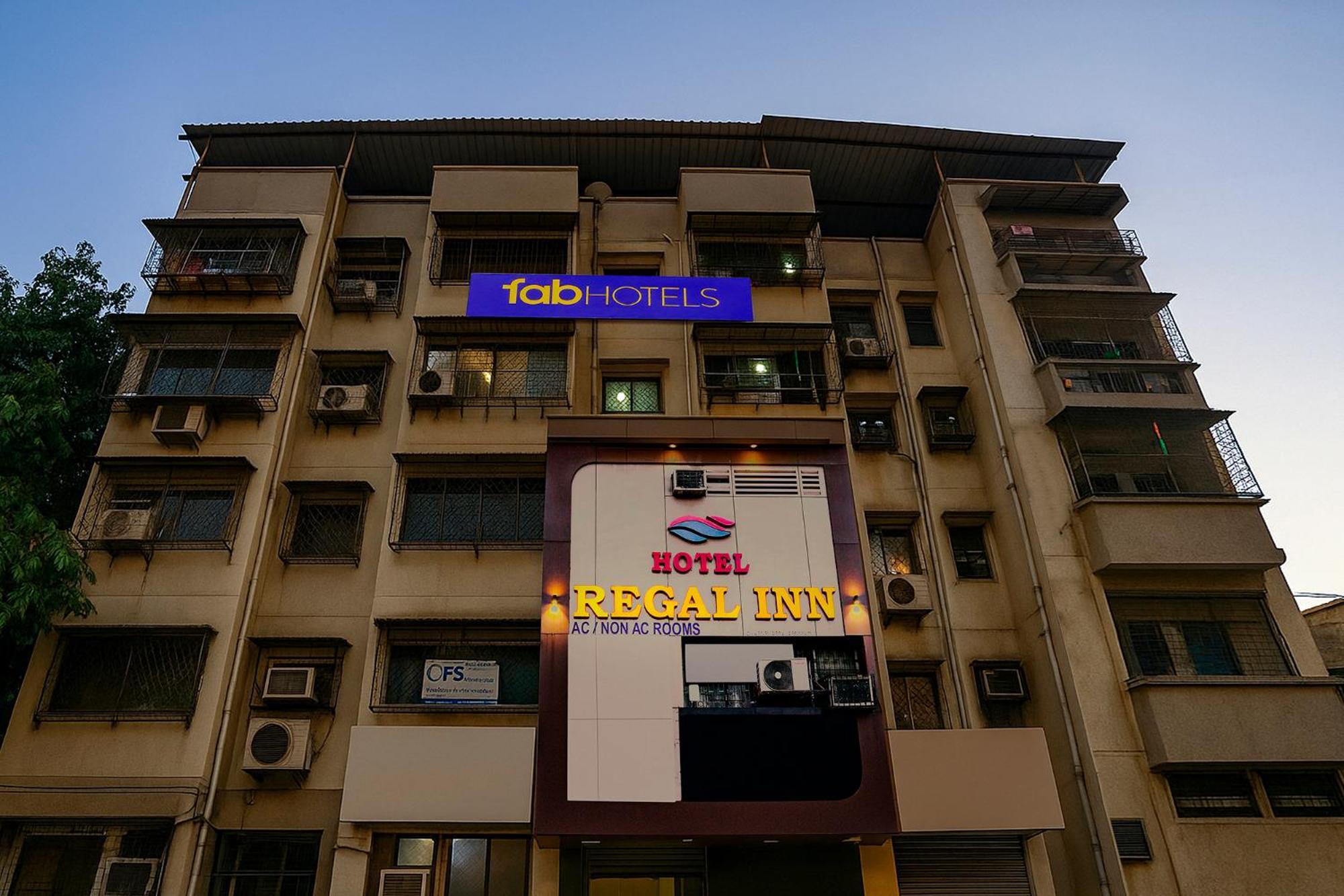 Fabhotel Regal Inn مومباي المظهر الخارجي الصورة